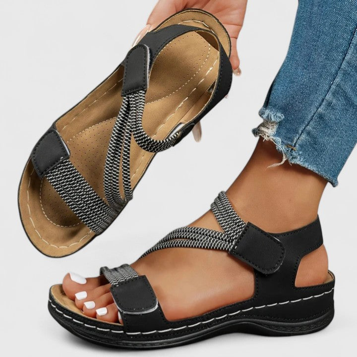 Black / 43