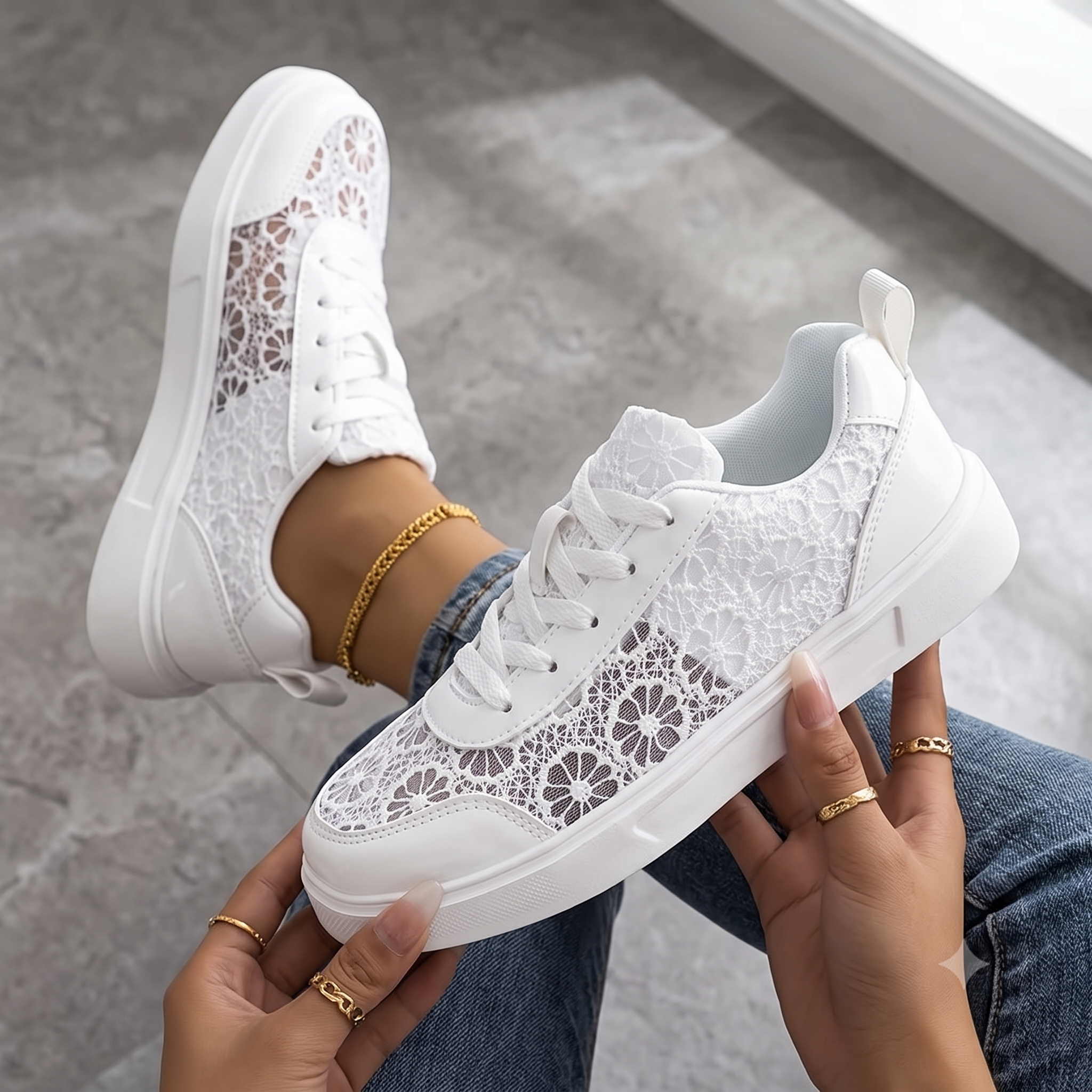 White / 11